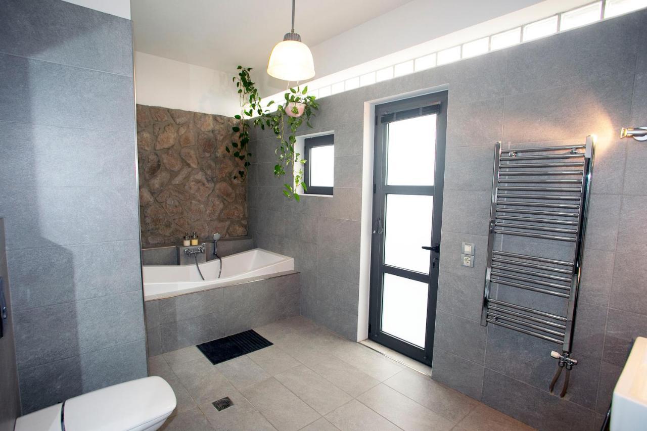 Spacious Suite With Luxury Bath Atene Esterno foto
