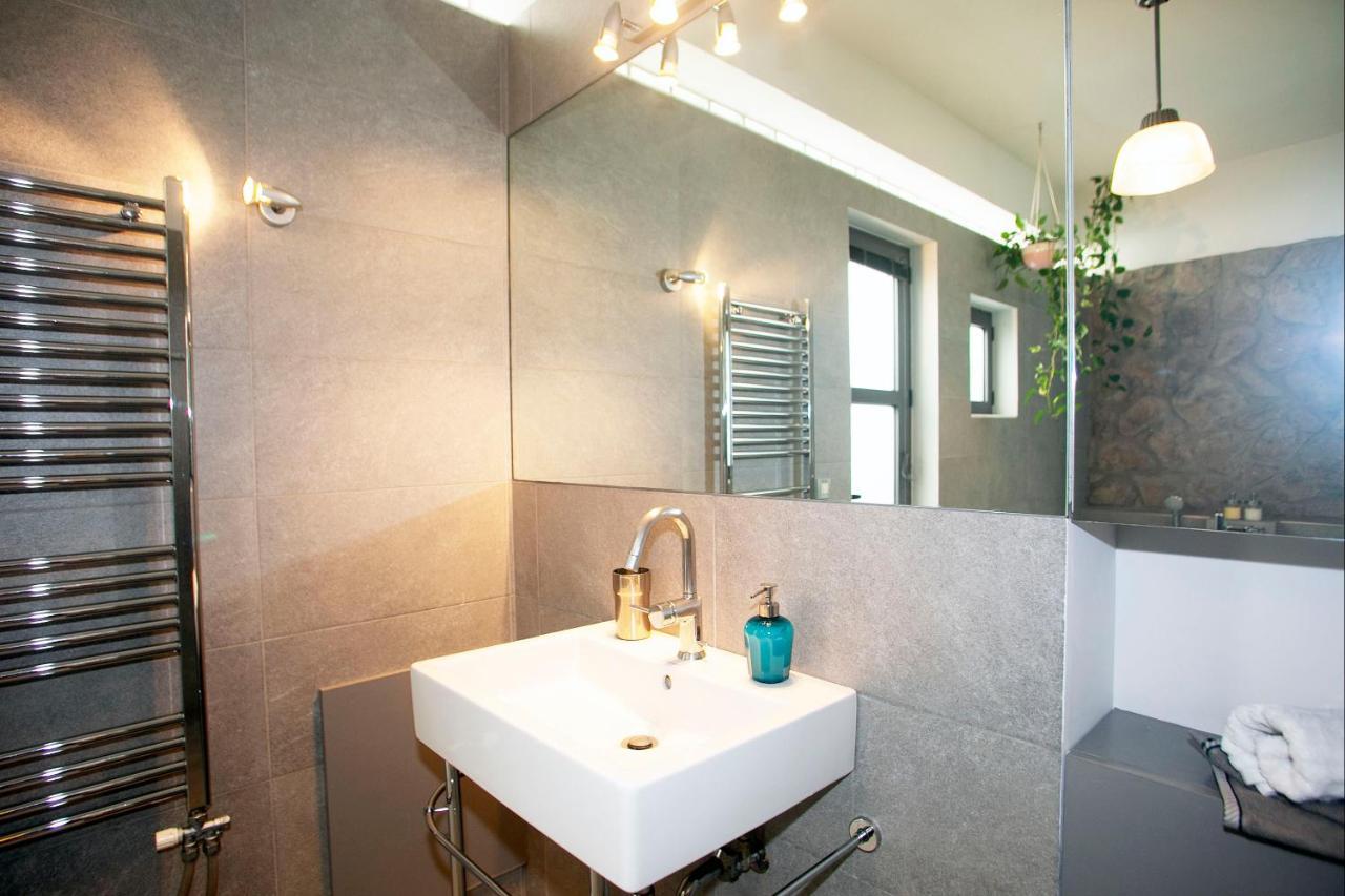 Spacious Suite With Luxury Bath Atene Esterno foto